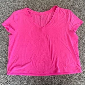 GapFit Pink V-Neck Cropped T-Shirt